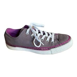 Converse Gray and Fuchsia Low Top Sneakers Size 8 Ladies Gray & Purple Sneakers